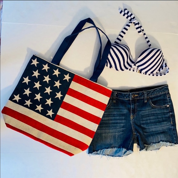 Handbags - American flag beach tote